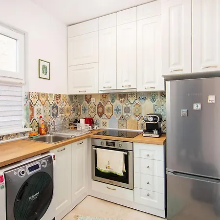 Location In Center And Paid Parking Varna